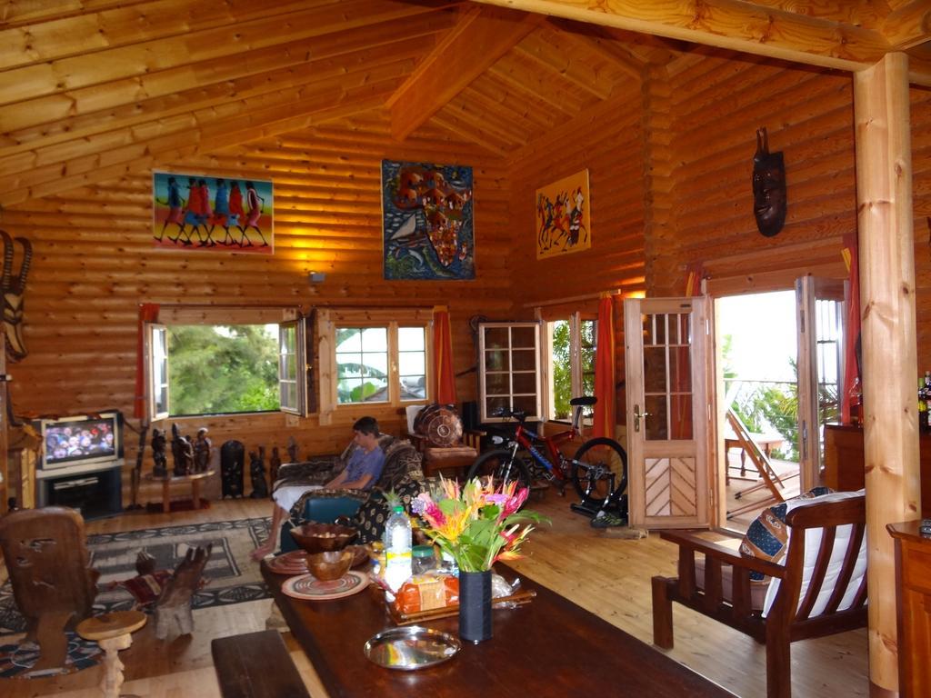 Le Chalet De La Fontaine Saint Leu Exterior photo